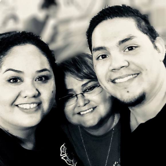 Meet your Posher, Patti - Picture 1 of 1